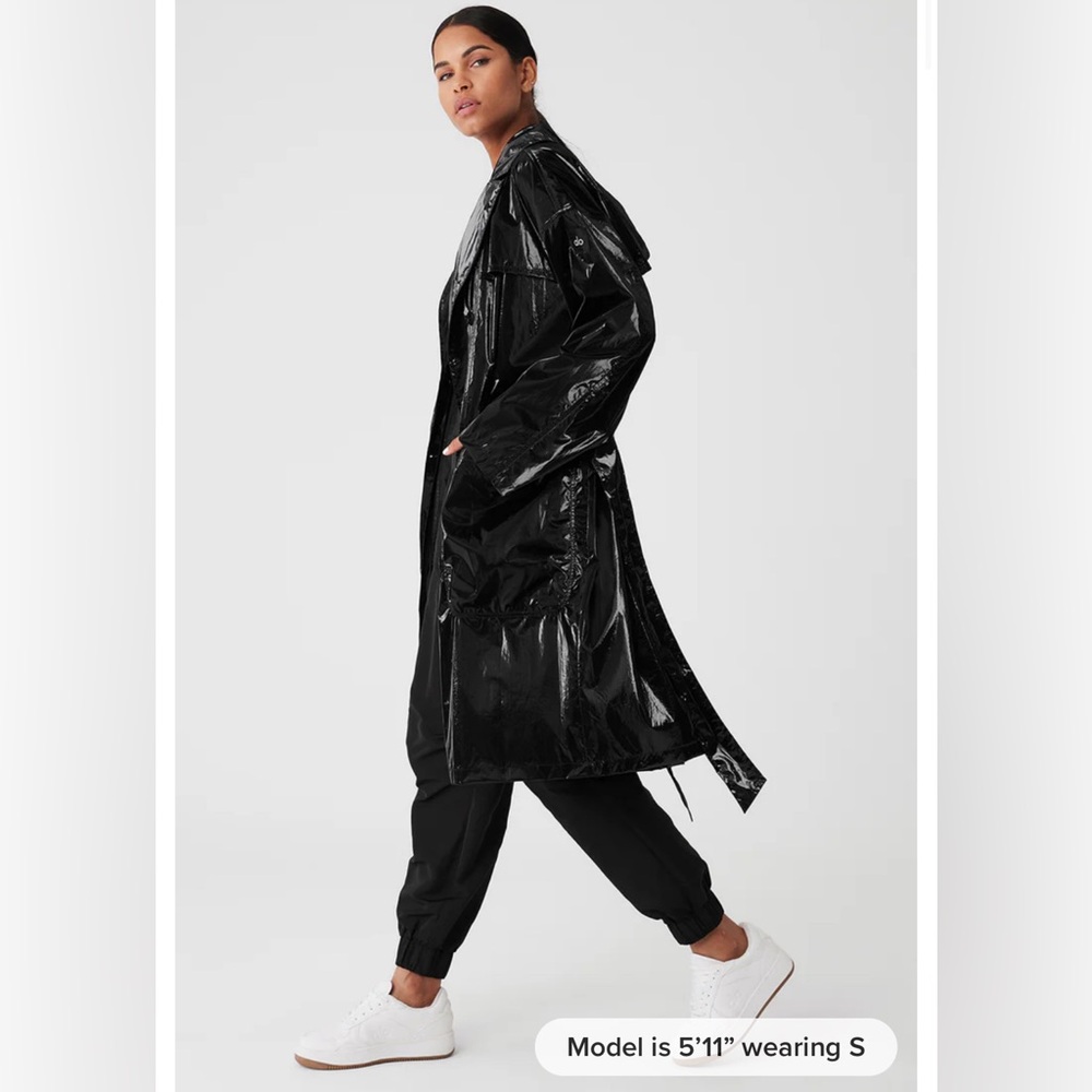 Alo Metallic Break Line Trench in Black - Picture 3 of 4